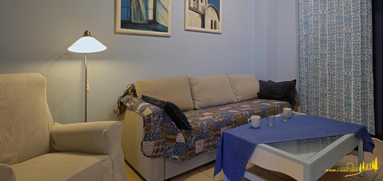 Aparthotel Oasis By The Sea Chiliadou  Esterno foto