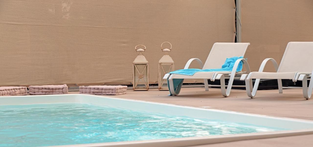 Aparthotel Oasis By The Sea Chiliadou  Esterno foto